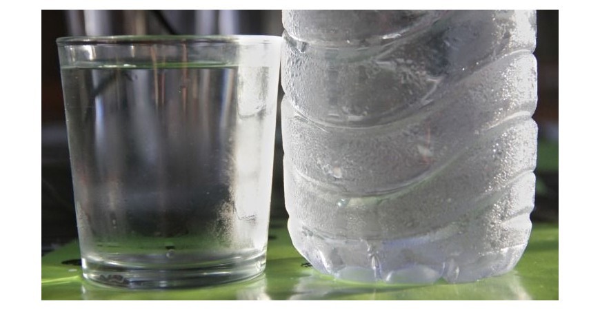 El exceso de minerales en el agua mineral